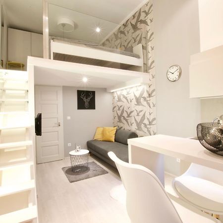 Standard Apartment By Hi5 - Terez 6 Budapest Exterior photo