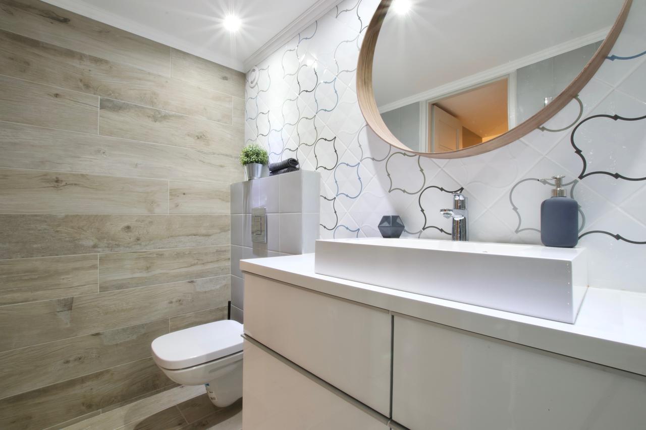 Standard Apartment By Hi5 - Terez 6 Budapest Exterior photo